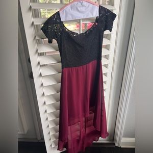 Off the shoulder block color dress | lace top | sophie and trey